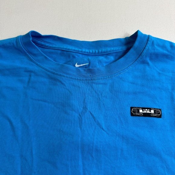 NIKE LeBron James‎ Max90 Longsleeve Strive For Greatness Sweatshirt DV9722-446 L - Picture 6 of 10